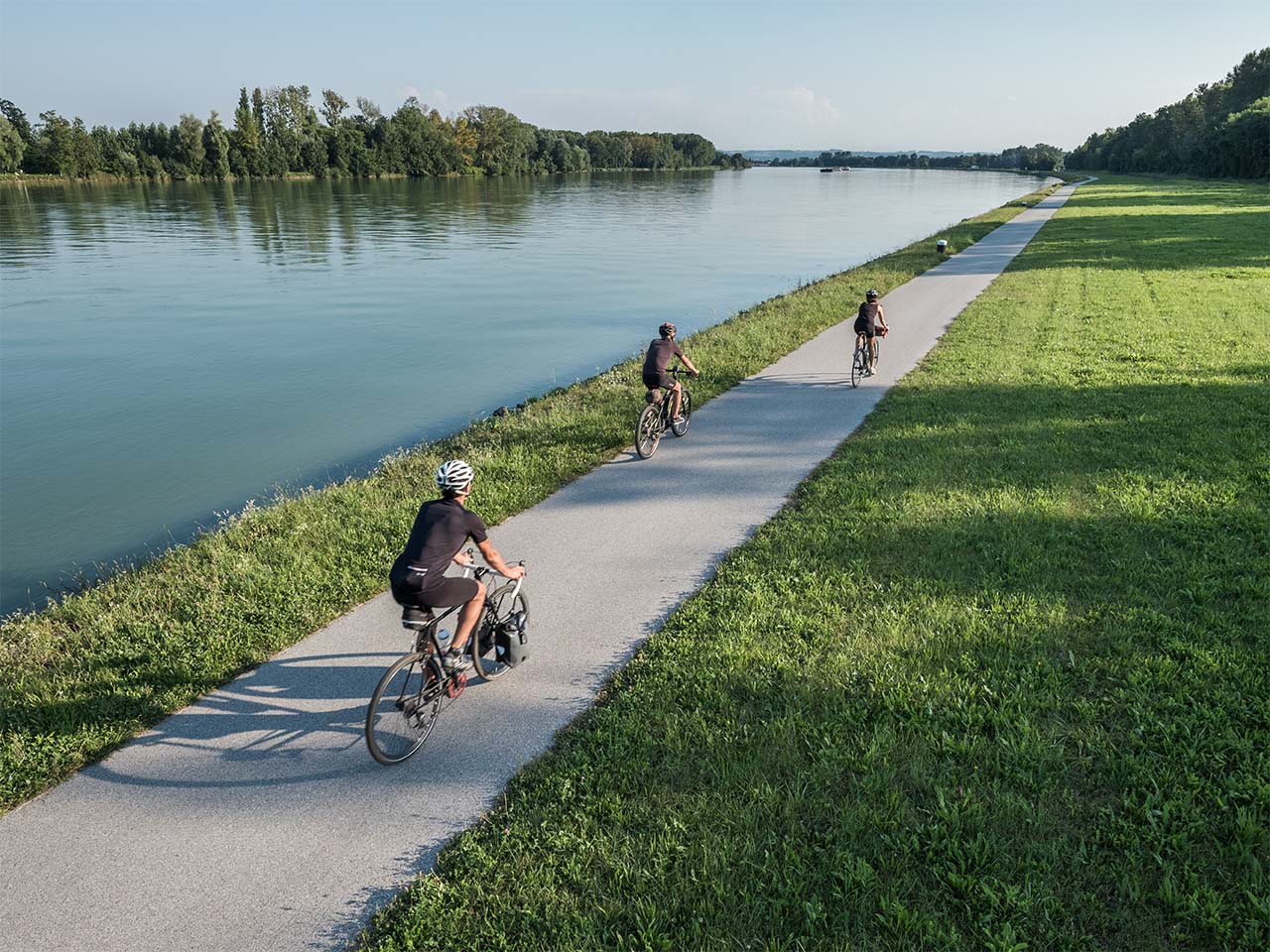 DonauSommerRadfahrenAschachDonauradweg_OberoesterreichTourismusGmbHRobertMaybach